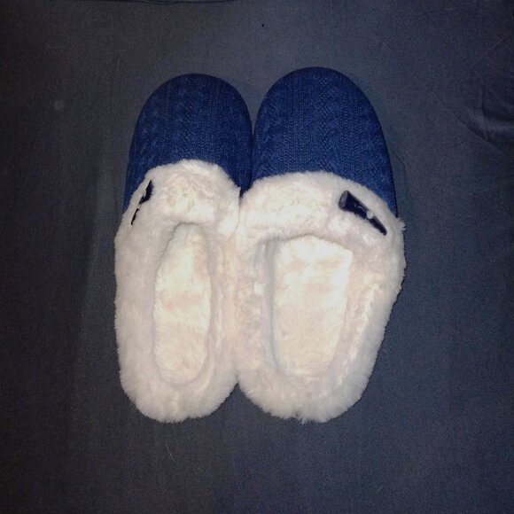 BERANMEY Unisex Comfy Blue & White Memory Foam Slippers. Women's Size 9.5 - 10 ? - Picture 2 of 7